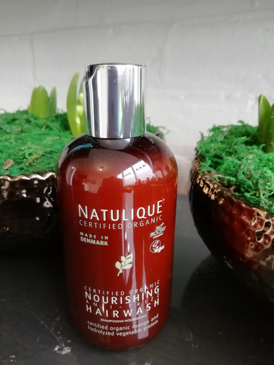 Natulique Nourishing Shampoo